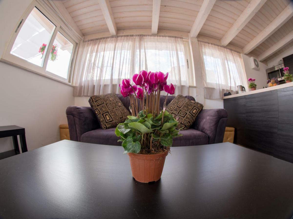 Apartament Le Amiche 2 Marina di Ragusa Zewnętrze zdjęcie