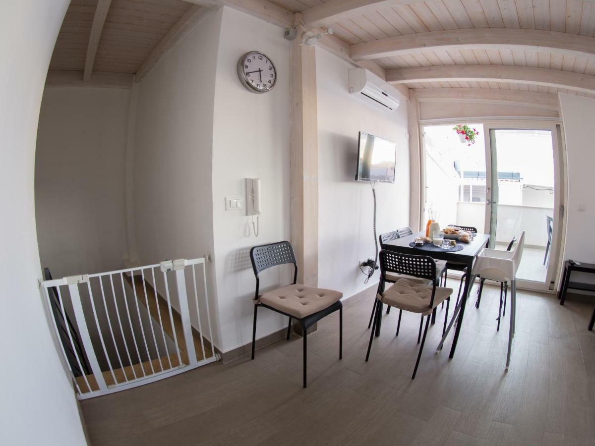 Apartament Le Amiche 2 Marina di Ragusa Zewnętrze zdjęcie