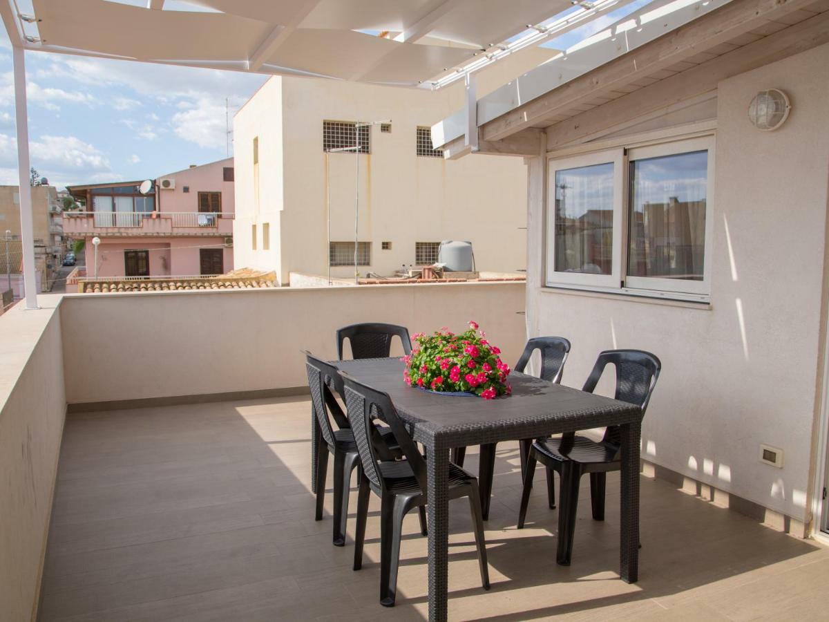 Apartament Le Amiche 2 Marina di Ragusa Zewnętrze zdjęcie